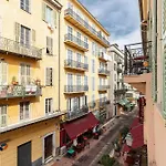 Cosy Studio In The Old Town Near Garibaldi Square